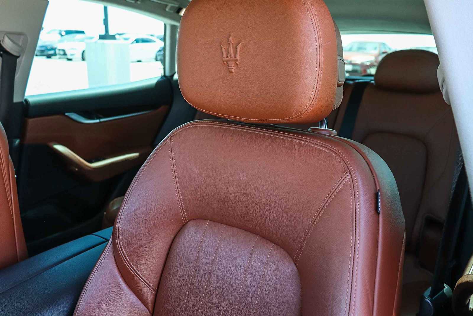 Used 2017 Maserati Levante S AWD/4WD image 33