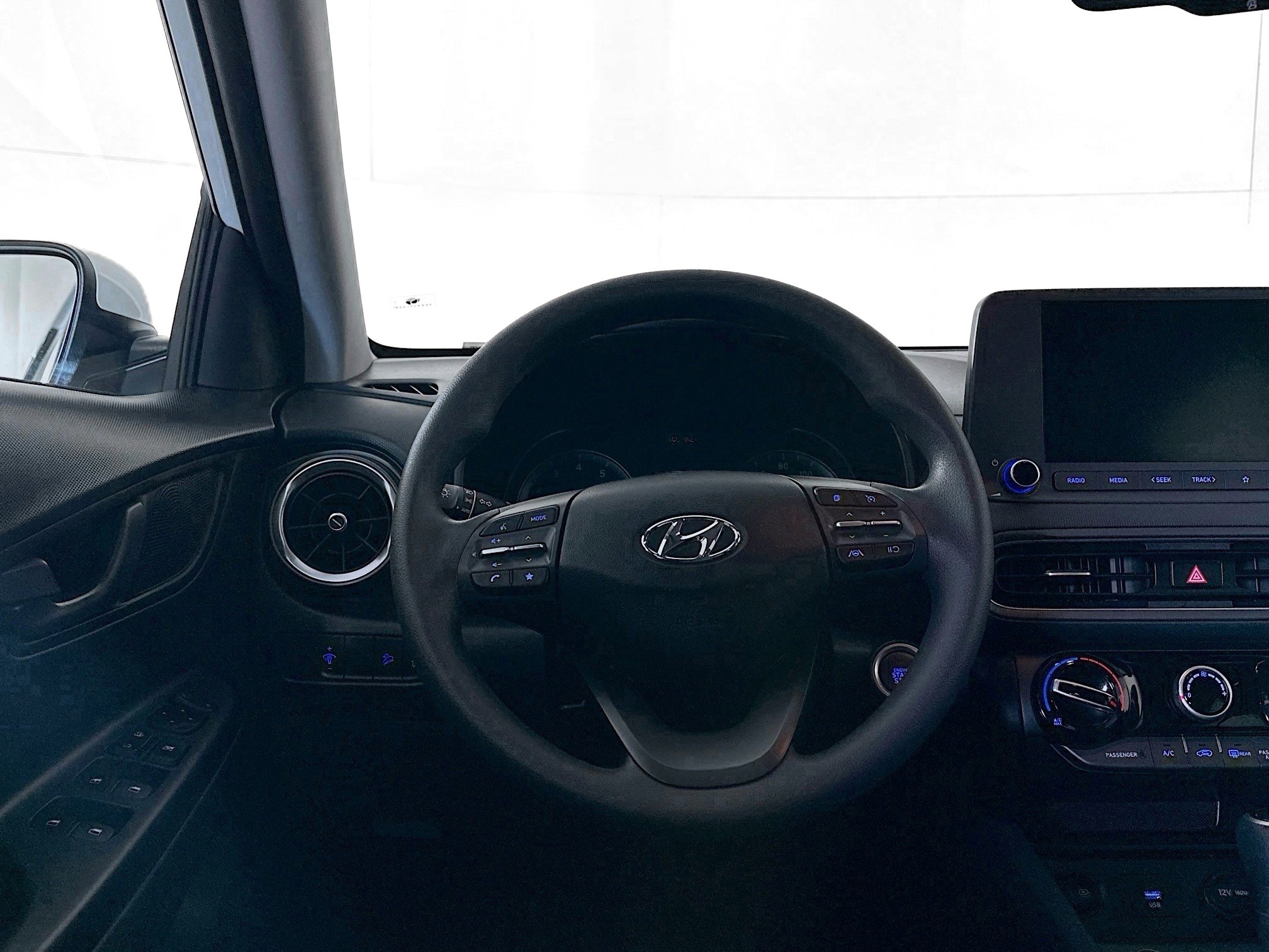 Used 2022 Hyundai Kona SEL image 17