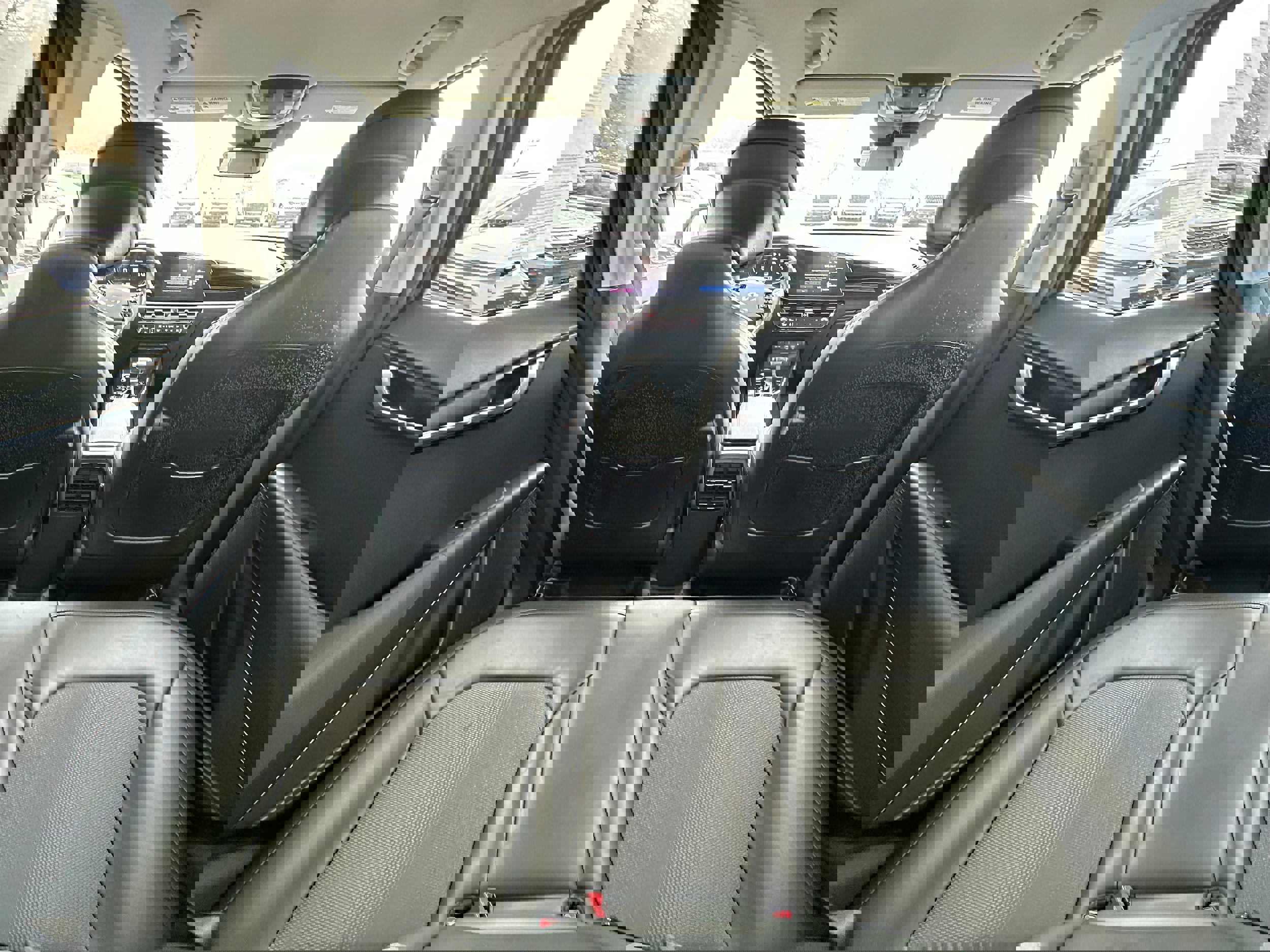 Used 2025 Kia Niro EX image 13