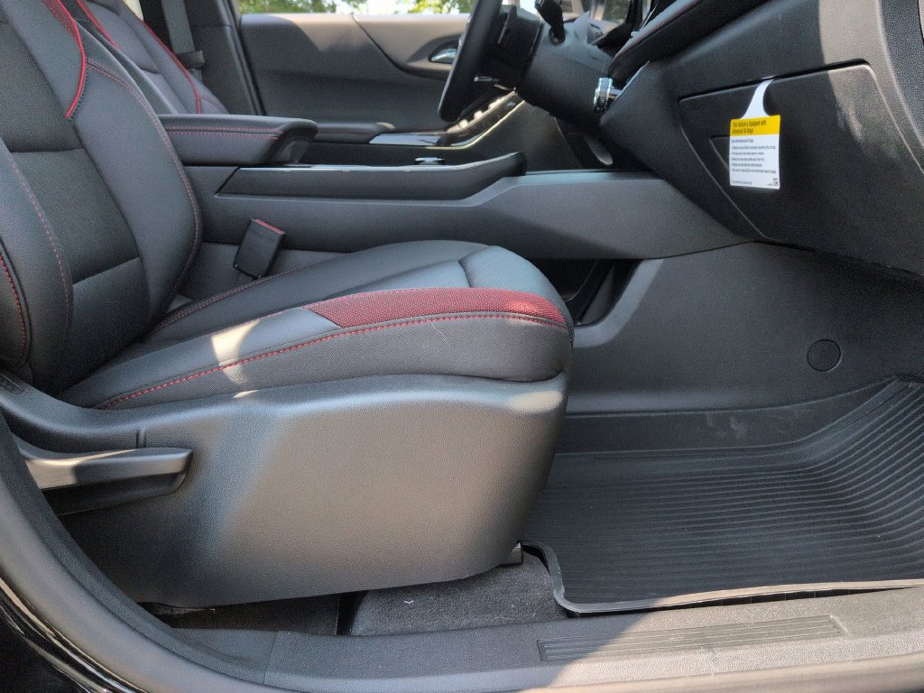New 2027 Chevrolet Equinox RS w/ Safety and Technology Package AWD/4WD image 24