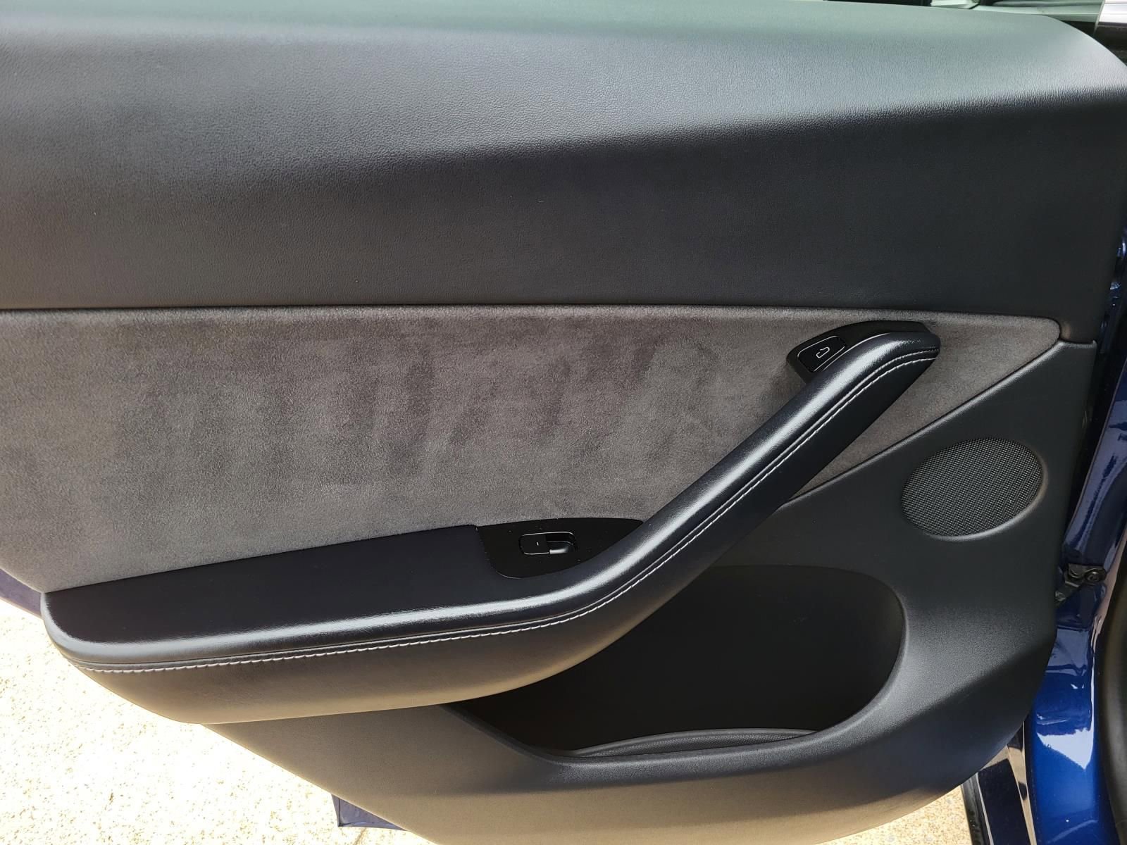 Used 2021 Tesla Model Y Long Range image 12