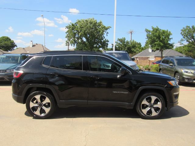 Used 2018 Jeep Compass Latitude w/ Popular Equipment Group image 5
