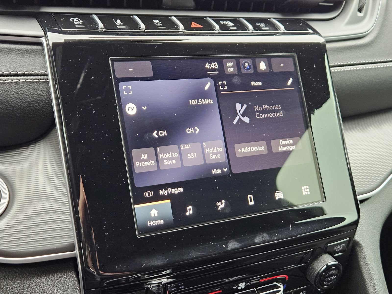 New 2025 Jeep Grand Cherokee L Laredo image 19