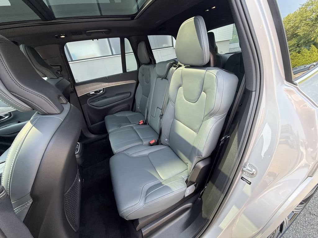 Certified 2023 Volvo XC90 B6 Ultimate AWD/4WD image 23