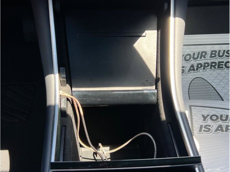 Used 2019 Tesla Model 3 RWD image 16