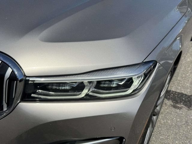 Used 2021 BMW 740i xDrive w/ Luxury Rear Seating Package AWD/4WD image 6