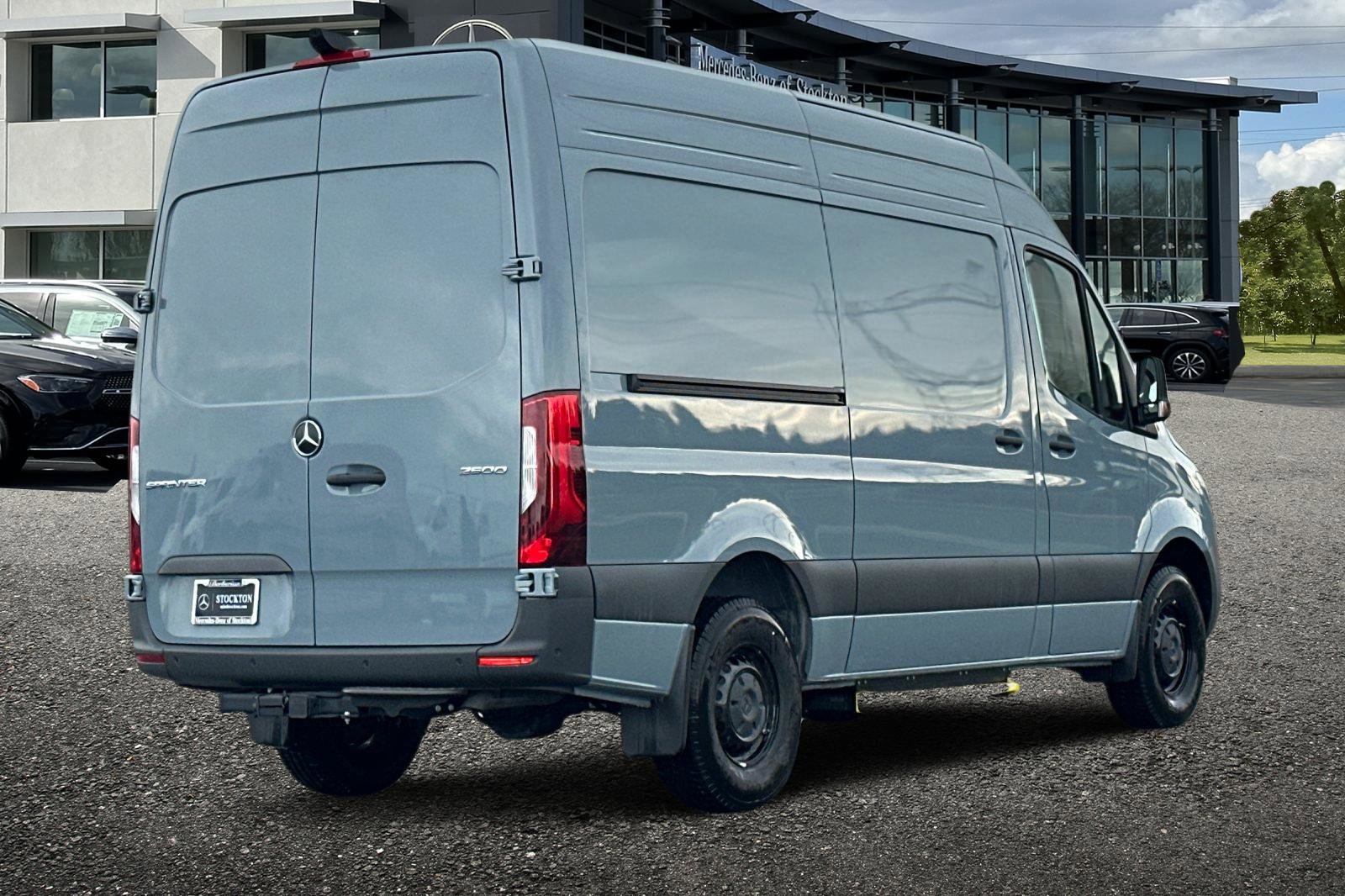 New 2024 Mercedes-Benz Sprinter 2500 image 4