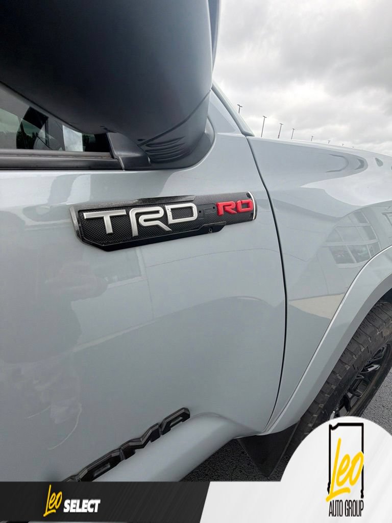 Used 2020 Toyota Tacoma TRD Sport AWD/4WD image 7