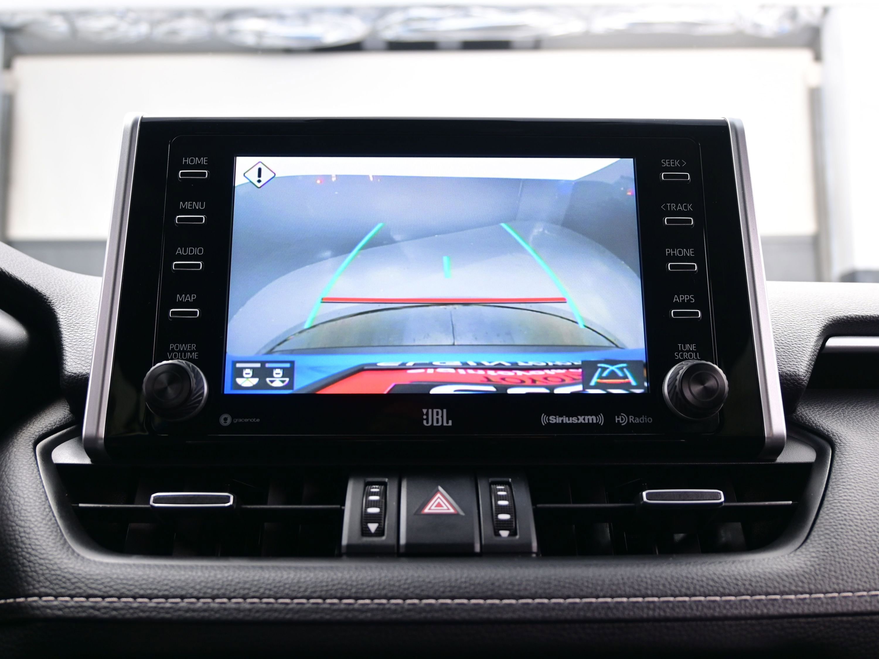 Used 2020 Toyota RAV4 XLE Premium image 19