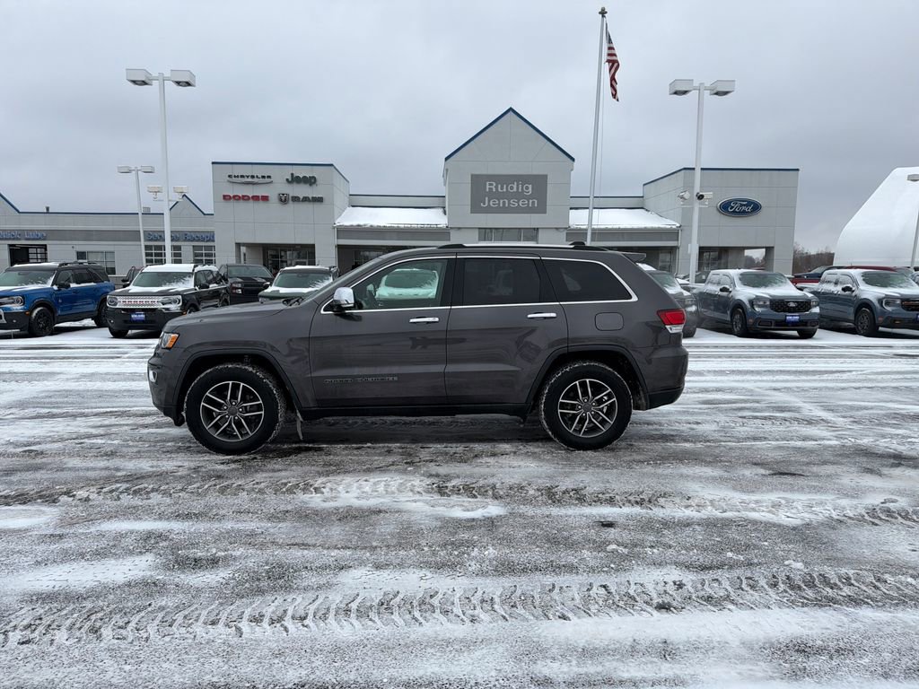 Used 2020 Jeep Grand Cherokee Limited w/ Trailer Tow Group IV image 2