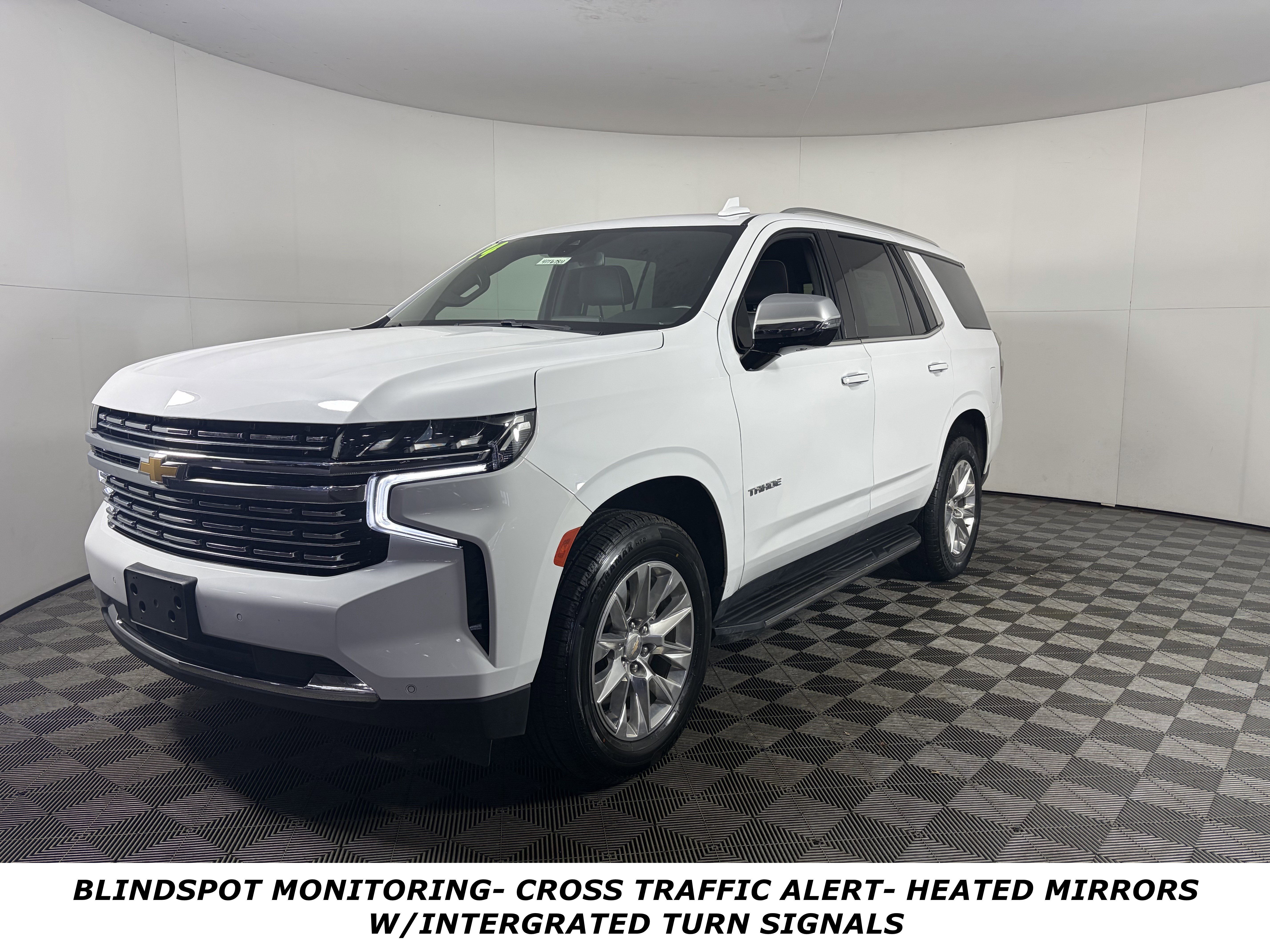 Used 2024 Chevrolet Tahoe Premier image 3