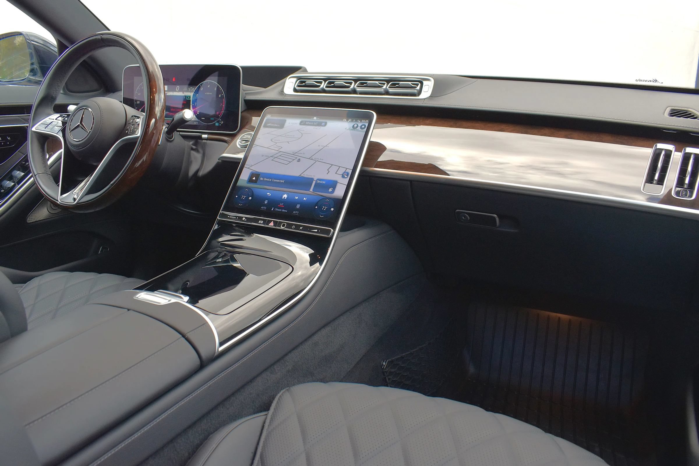 Used 2024 Mercedes-Benz S 500 4MATIC image 53