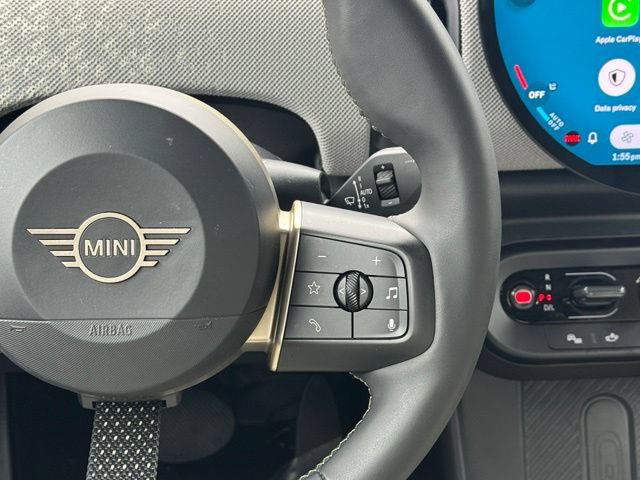 Used 2026 MINI Cooper 4-Door Hardtop FWD image 22