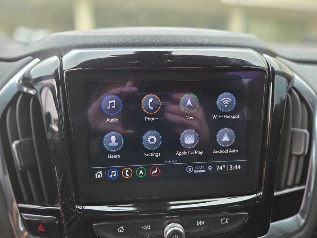 Used 2023 Chevrolet Traverse RS FWD image 24