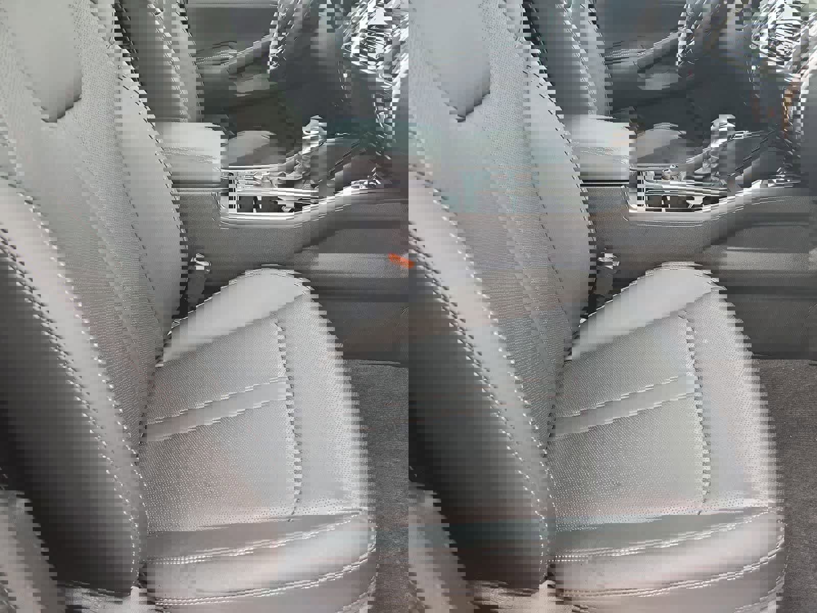 Certified 2023 Kia Sorento EX w/ Panoramic Sunroof Package image 21