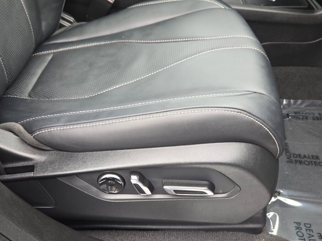 Certified 2023 Acura RDX w/ Technology Package image 8