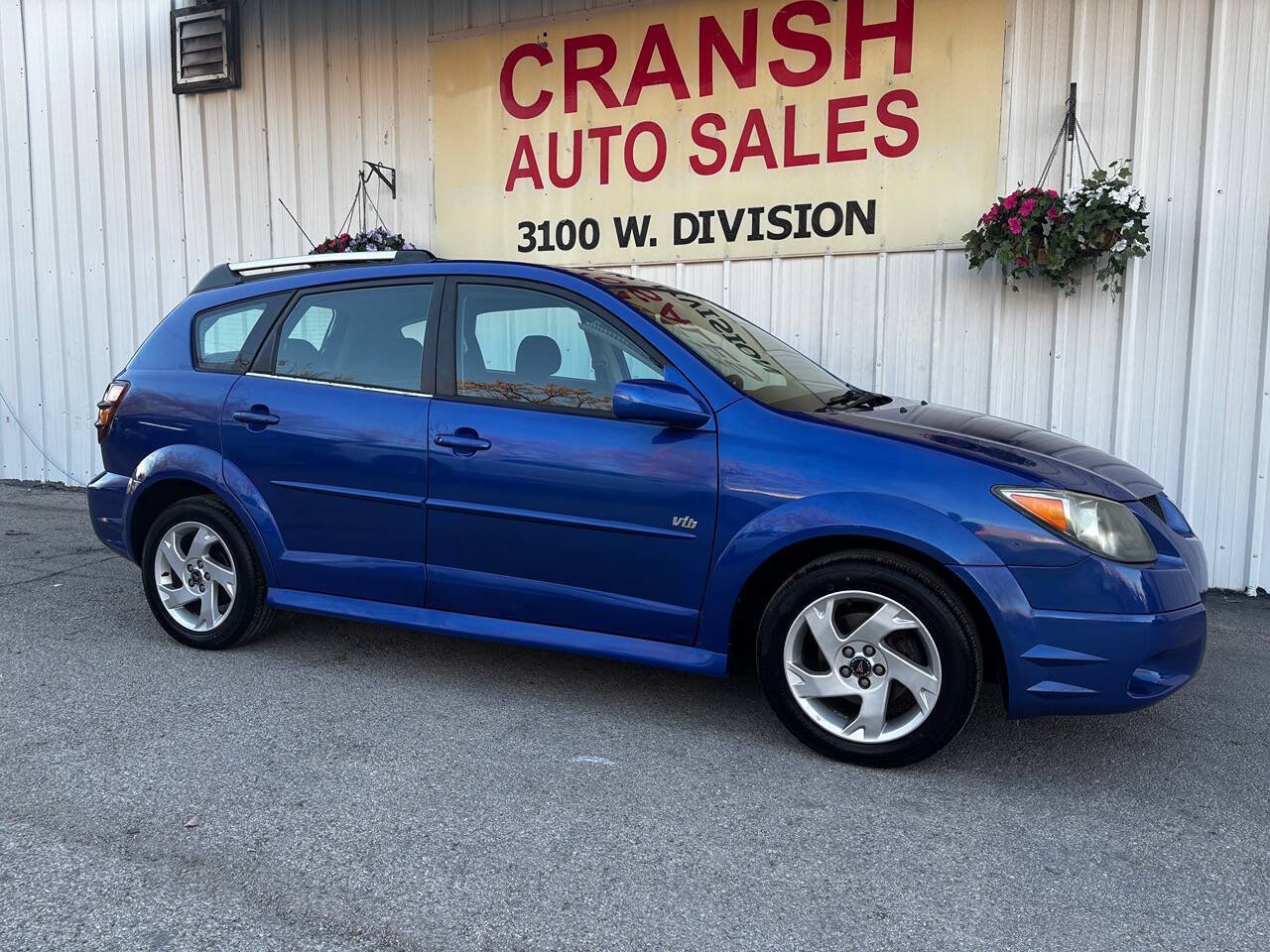 Used 2003 Pontiac Vibe w/ Power Group Value Package FWD image 4