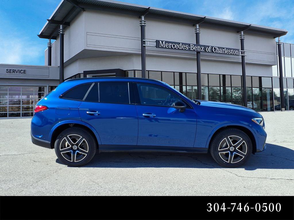 Used 2026 Mercedes-Benz GLC 300 4MATIC image 2