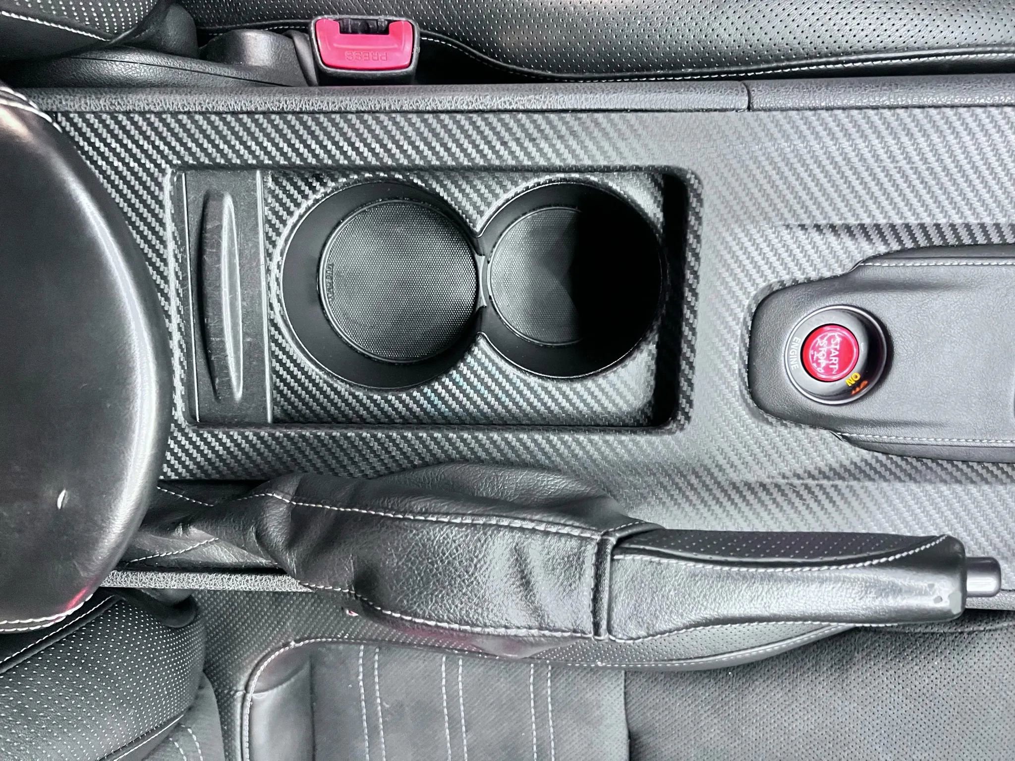 Used 2015 Nissan GT-R Premium image 21