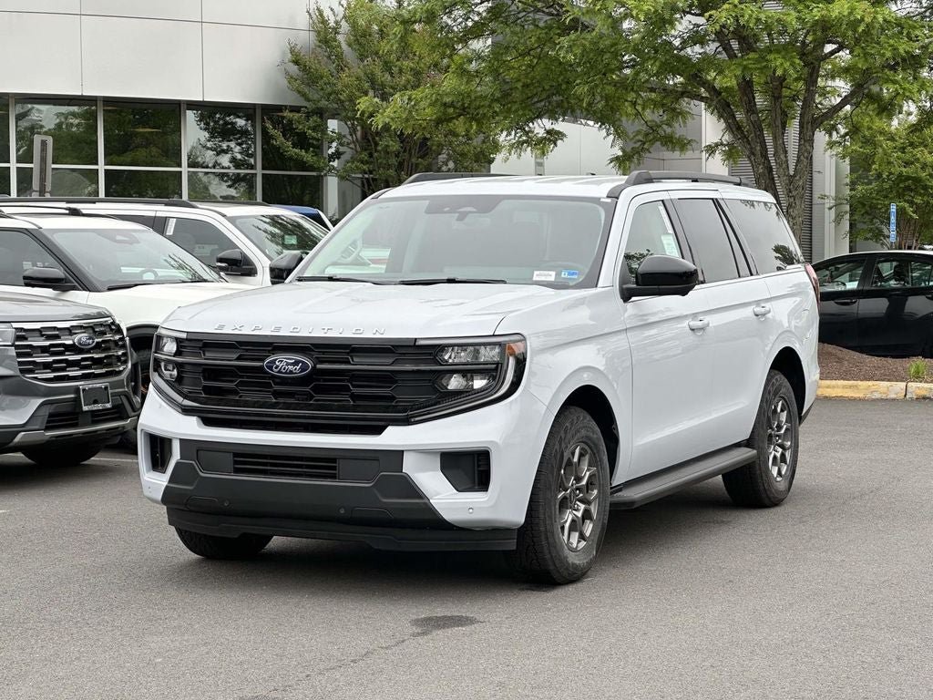 New 2026 Ford Expedition Active AWD/4WD image 6