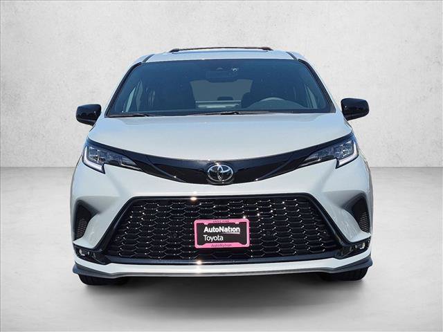 New 2026 Toyota Sienna XSE FWD image 6