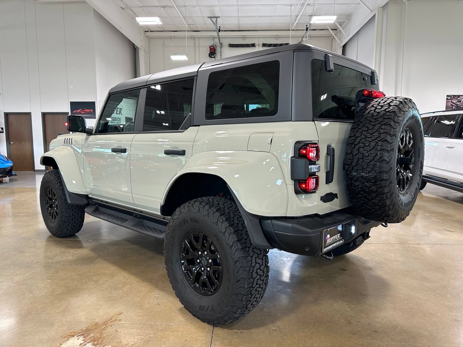 Used 2026 Ford Bronco Raptor AWD/4WD image 6