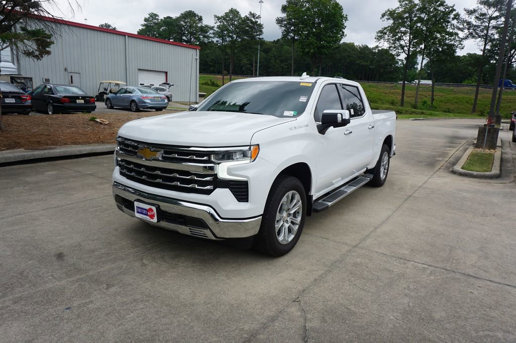 Used 2025 Chevrolet Silverado 1500 LTZ w/ LTZ Premium Package RWD image 24