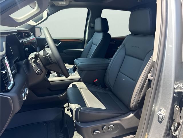 Used 2026 GMC Sierra 1500 Denali w/ Technology Package AWD/4WD image 12