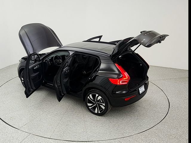 Used 2026 Volvo XC40 B5 Ultra image 39