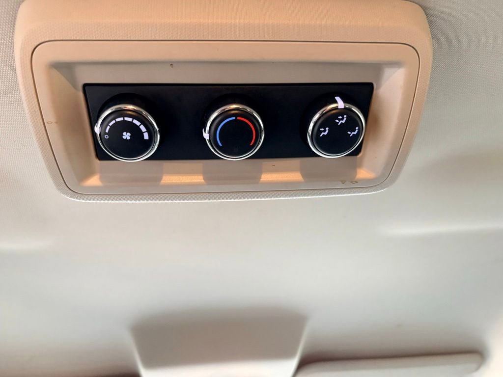 Used 2019 Dodge Journey SE w/ Blacktop Package image 14