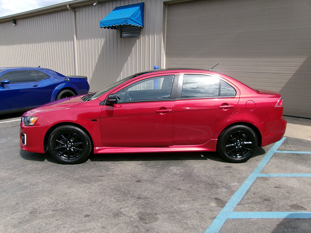 Used 2017 Mitsubishi Lancer LE FWD image 3