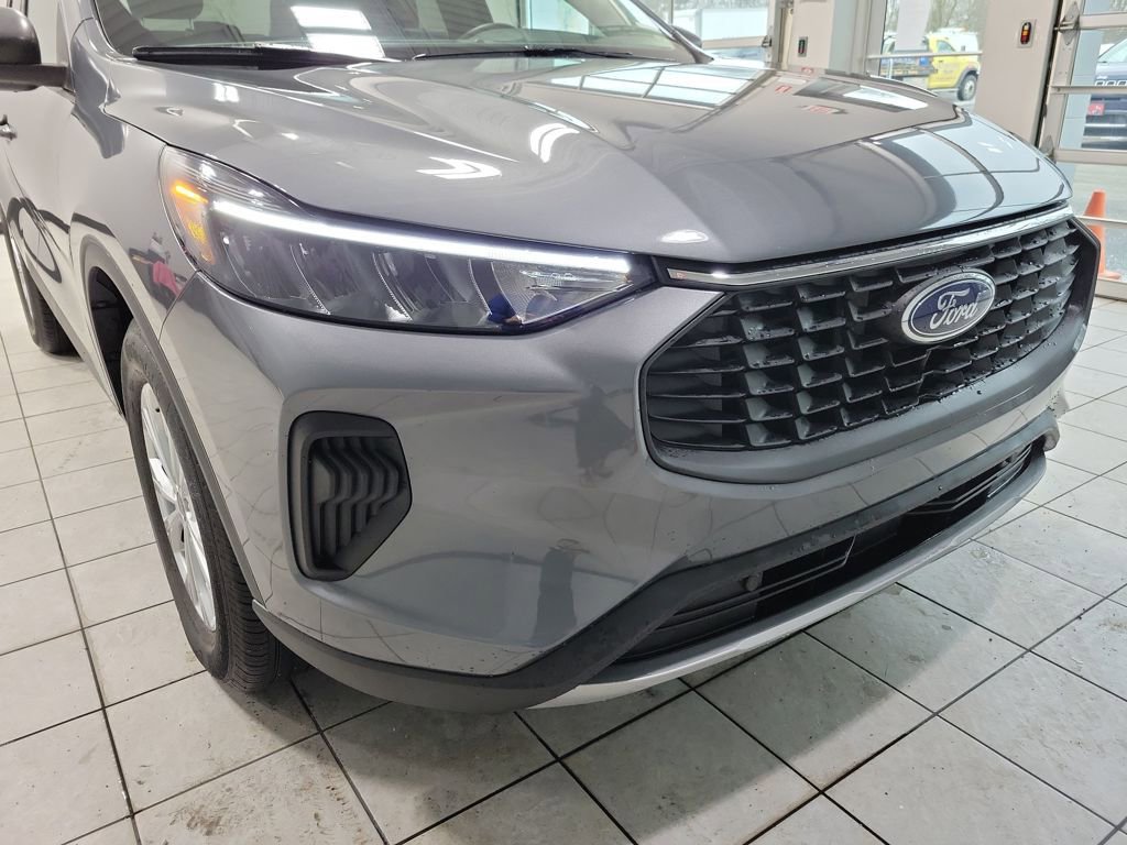 Used 2023 Ford Escape Active w/ Tech Pack #1 image 27