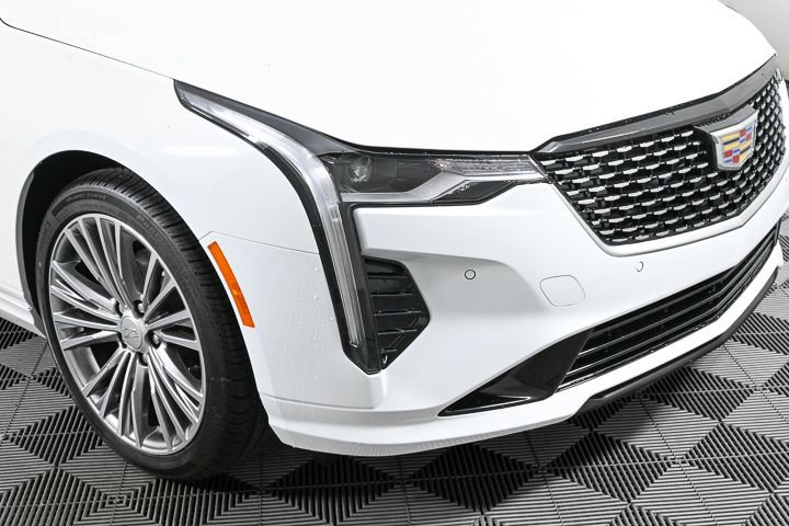 New 2025 Cadillac CT4 Premium Luxury image 32