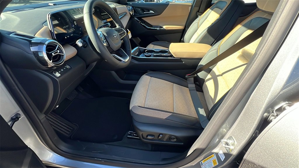 New 2026 Chevrolet Equinox ACTIV w/ Convenience Package III image 13