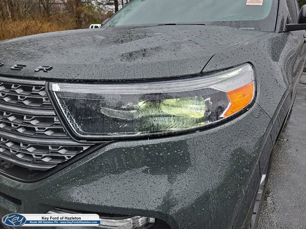 Used 2023 Ford Explorer XLT w/ Equipment Group 202A image 8