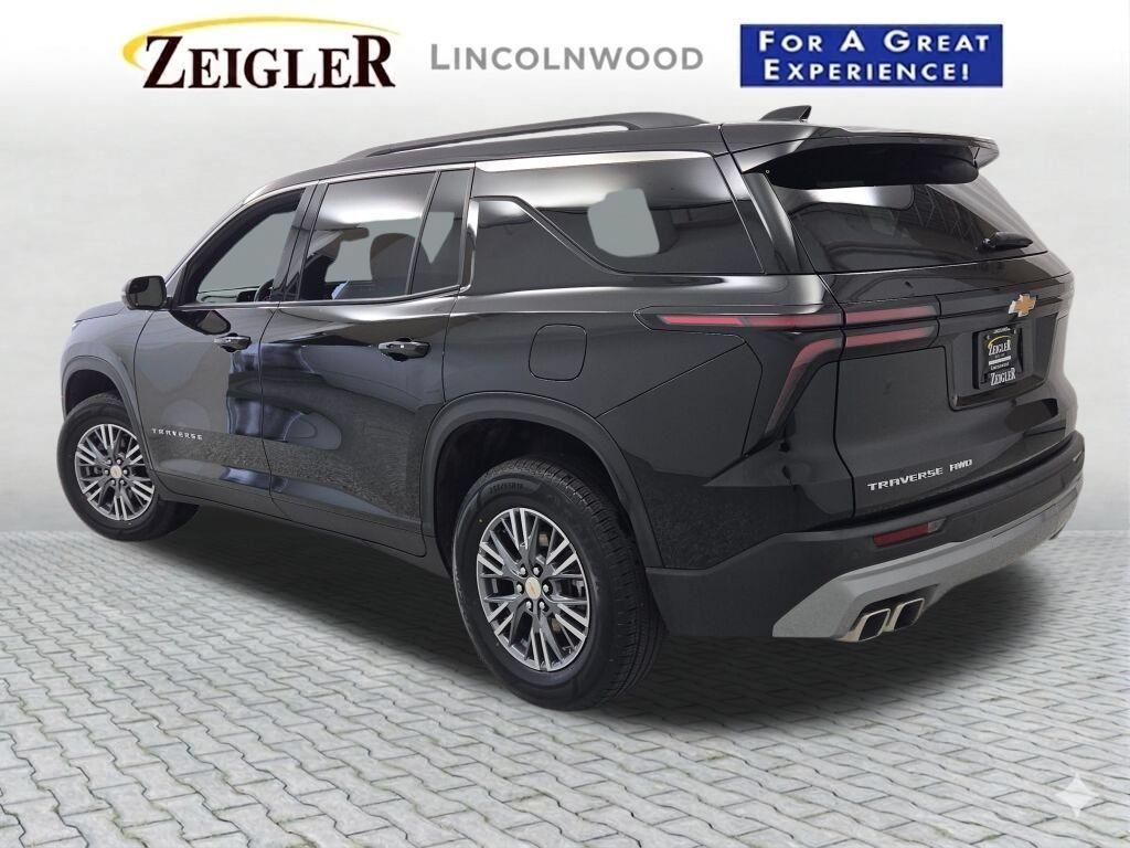 Used 2024 Chevrolet Traverse LT AWD/4WD image 13
