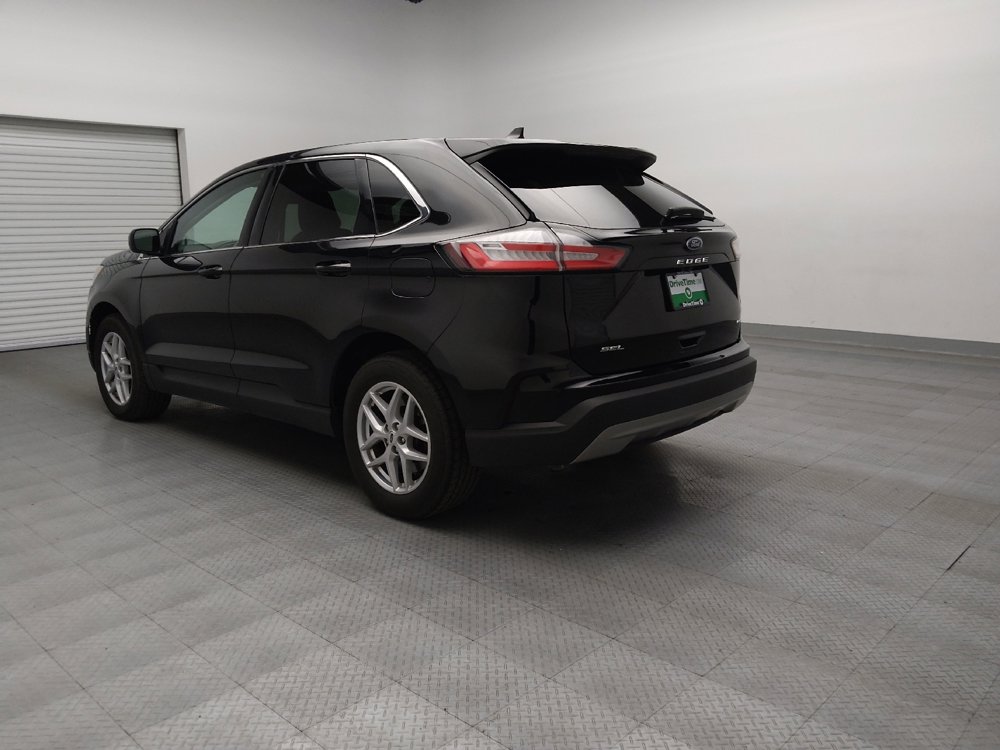 Used 2024 Ford Edge SEL image 5