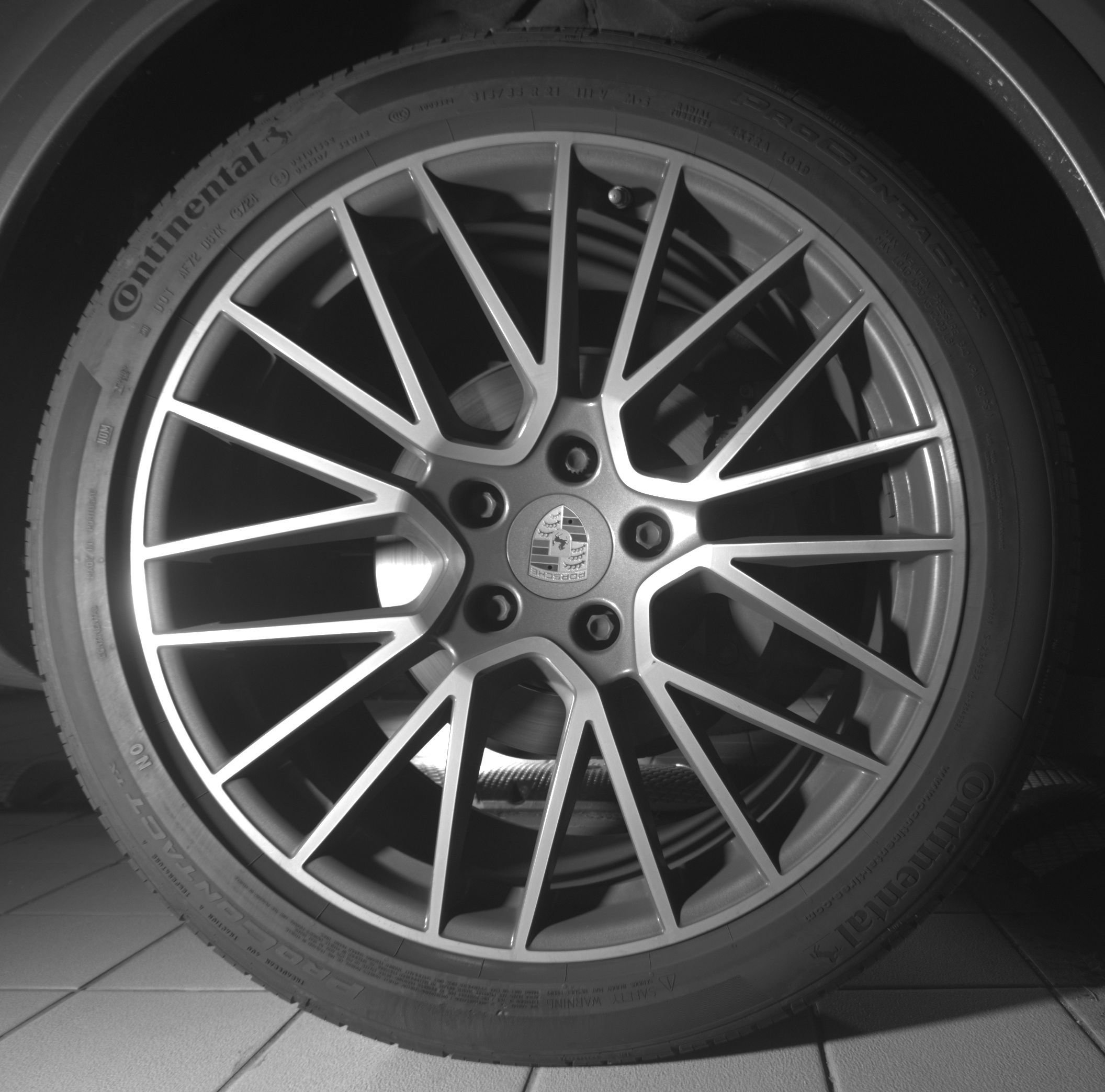 Used 2020 Porsche Cayenne S AWD/4WD image 29