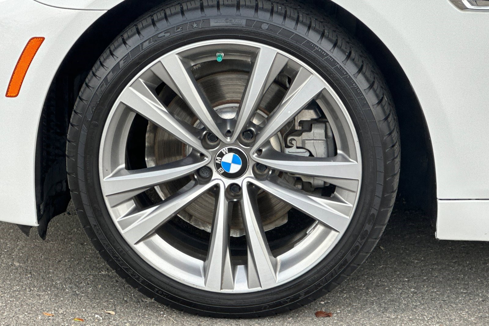 Used 2016 BMW 528i Sedan image 36