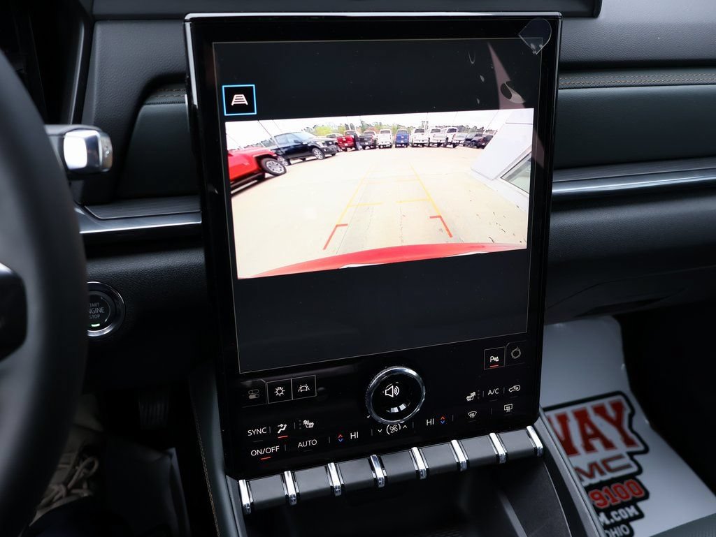 New 2026 GMC Terrain AT4 w/ LPO, Black Badging Package AWD/4WD image 22