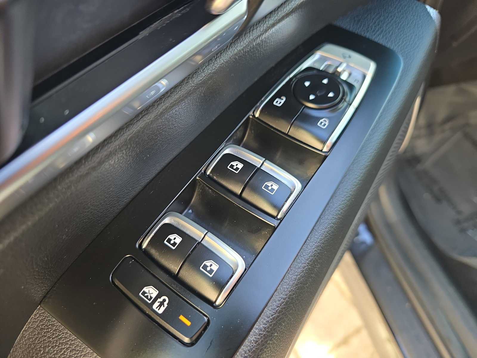 Used 2021 Kia Telluride EX w/ EX Premium Package FWD image 17