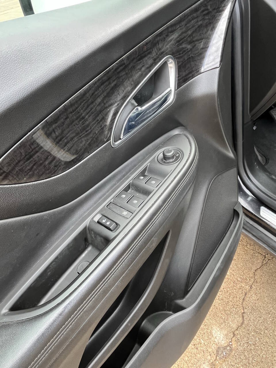 Used 2016 Buick Encore Leather FWD image 23