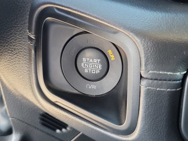 Used 2025 Jeep Gladiator Sport AWD/4WD image 20