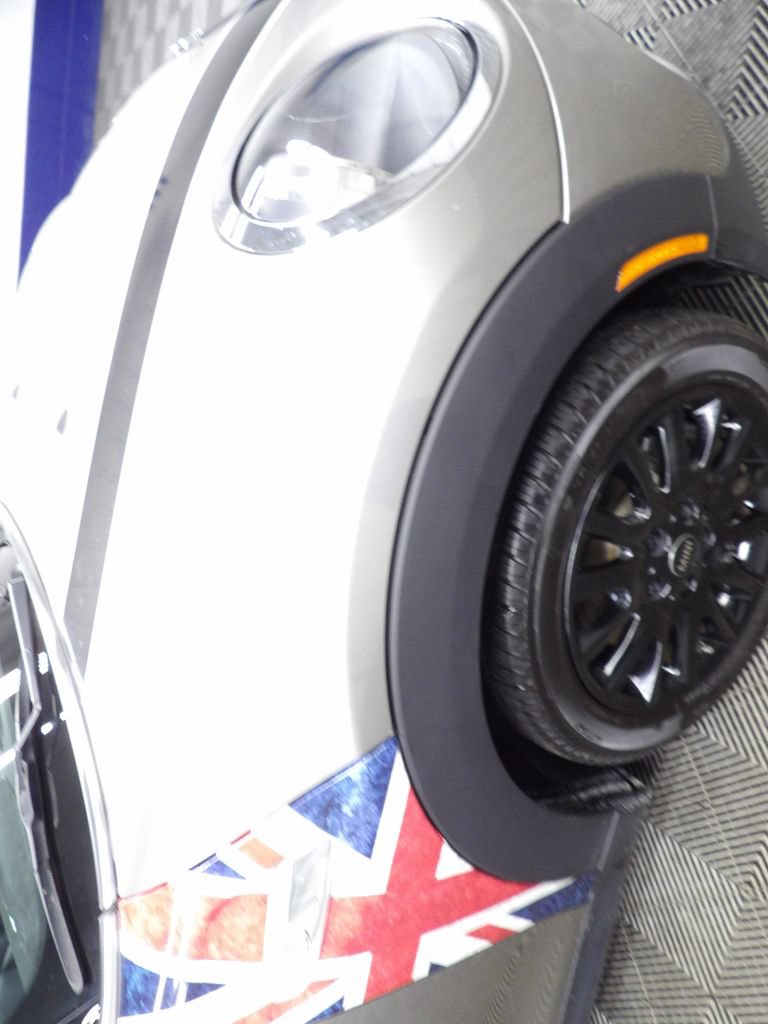 Used 2019 MINI Cooper S FWD image 23