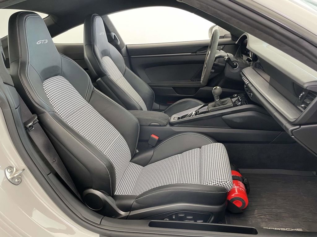 Certified 2022 Porsche 911 GT3 RWD image 19