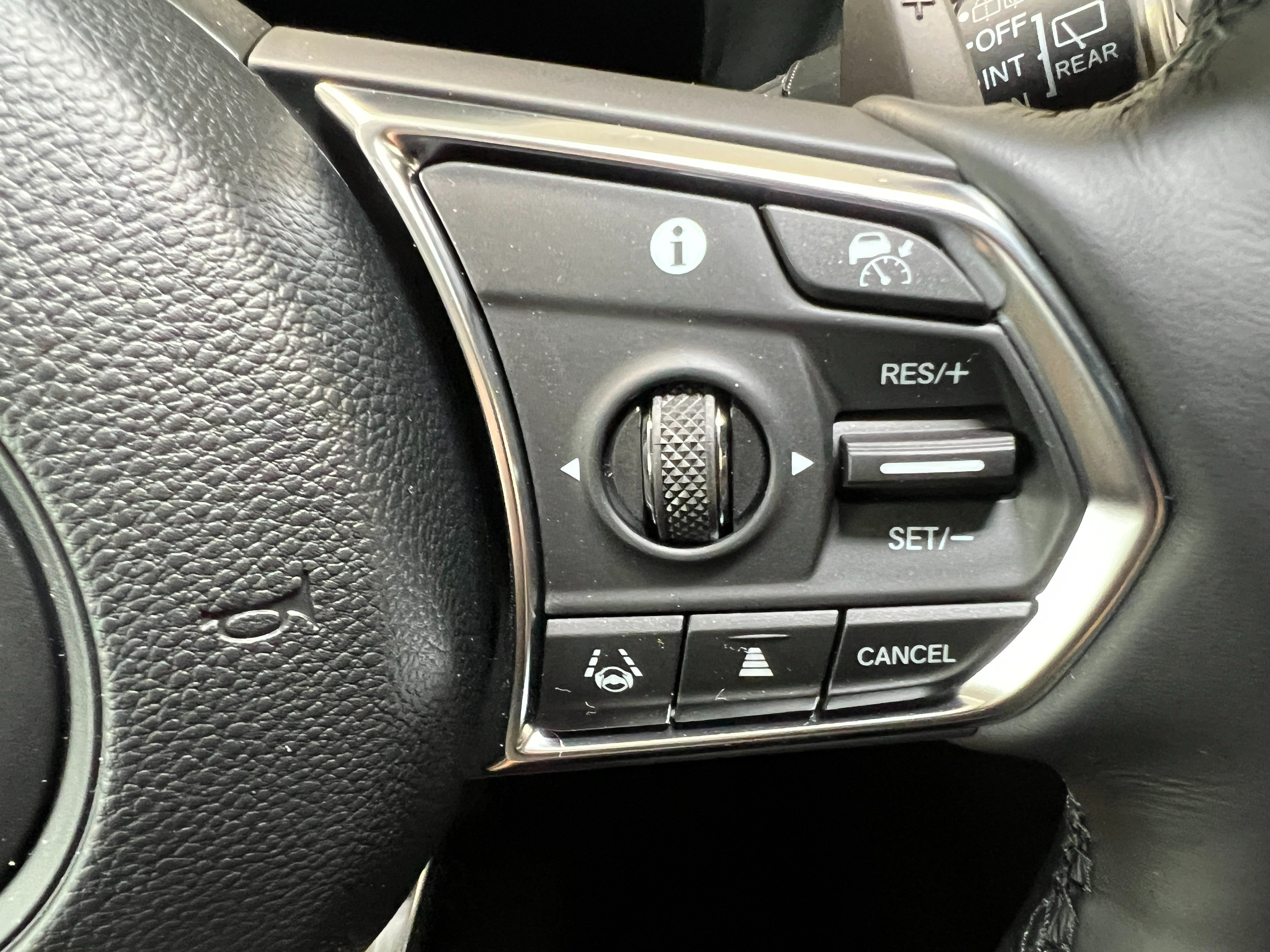 New 2026 Acura MDX w/ Advance Package AWD/4WD image 17