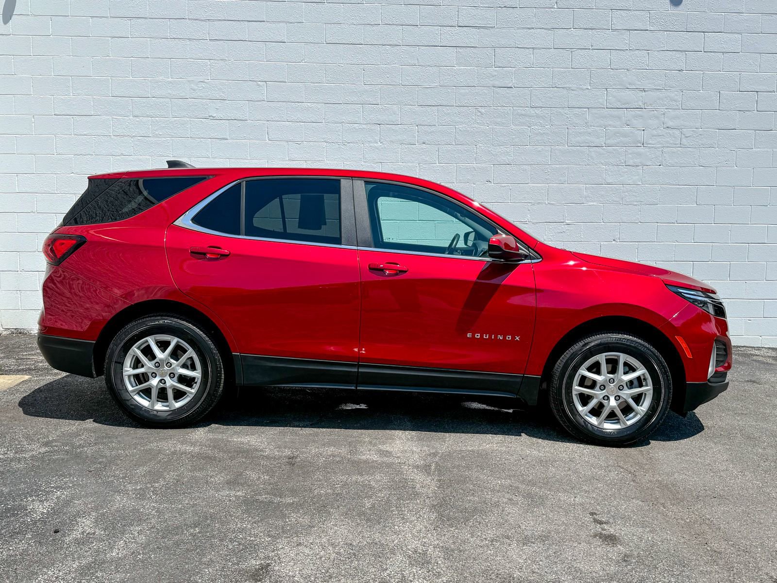 Certified 2024 Chevrolet Equinox LT AWD/4WD image 5