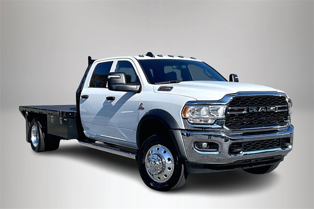 Used 2024 RAM 5500 Tradesman w/ Chrome Appearance Group