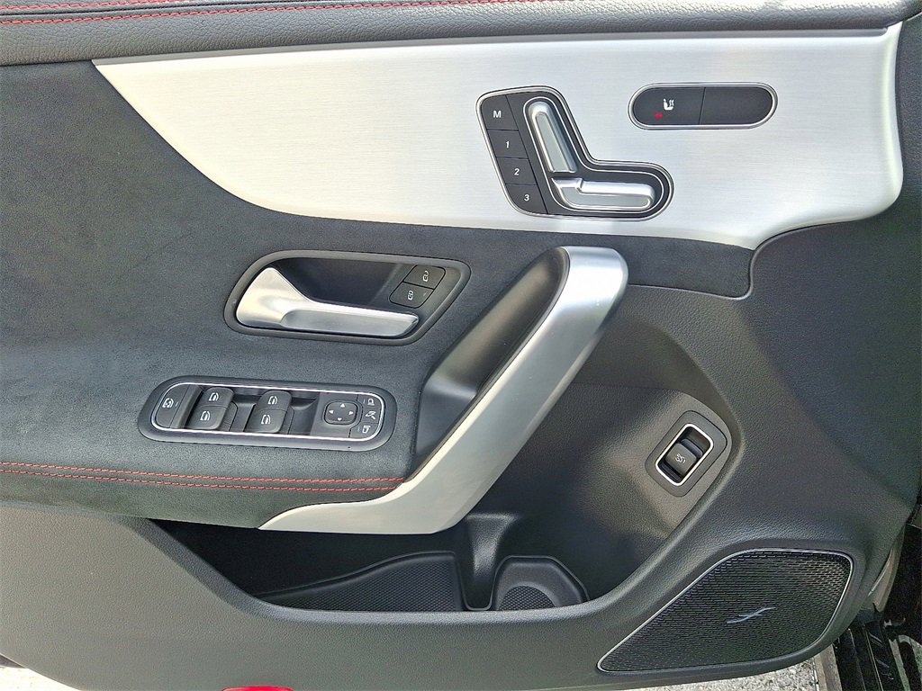 Used 2024 Mercedes-Benz CLA 250 4MATIC image 15