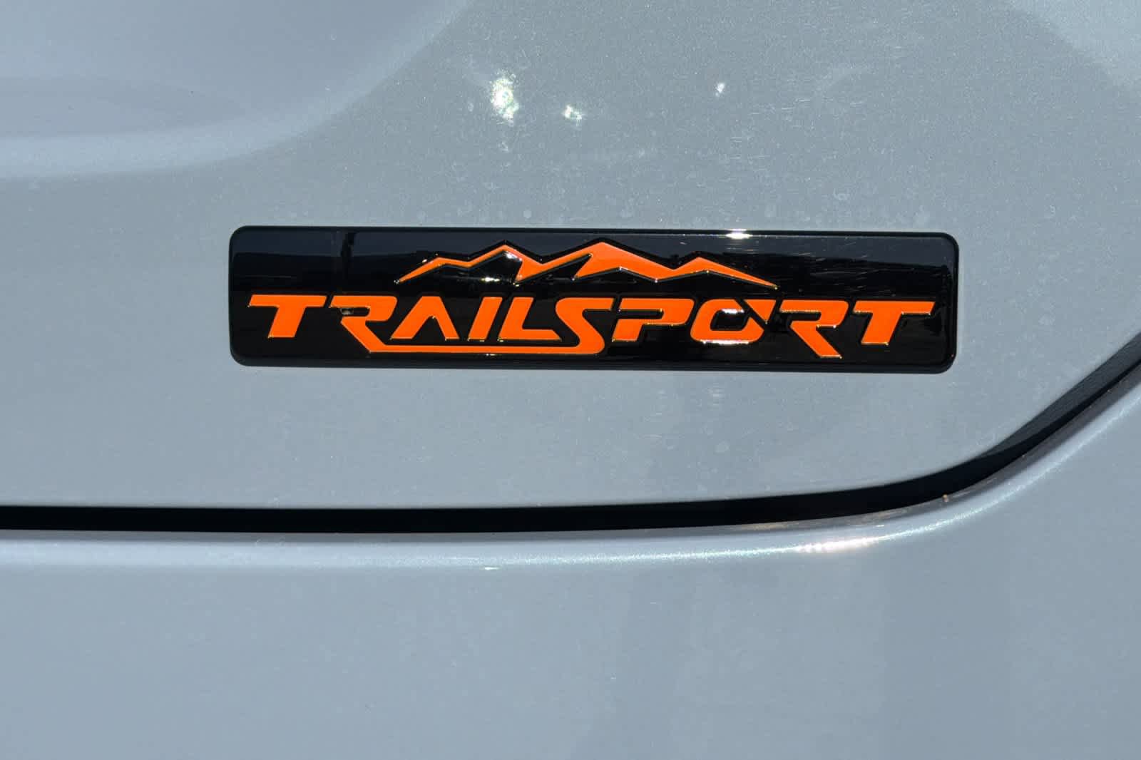 Used 2025 Honda Pilot TrailSport image 12